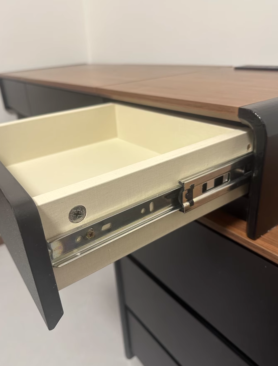  Modern dressing table and chest of drawers 