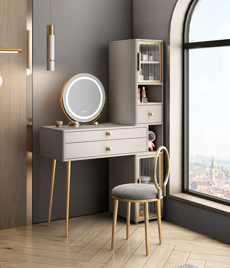  Dressing table and chair set 