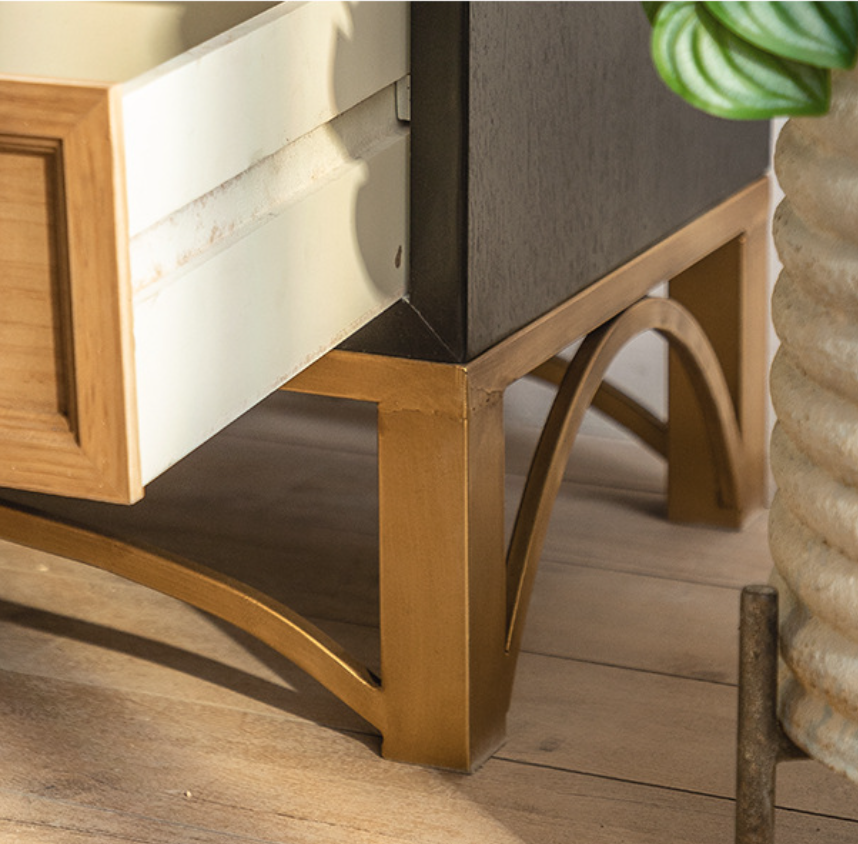 Vintage furniture 
