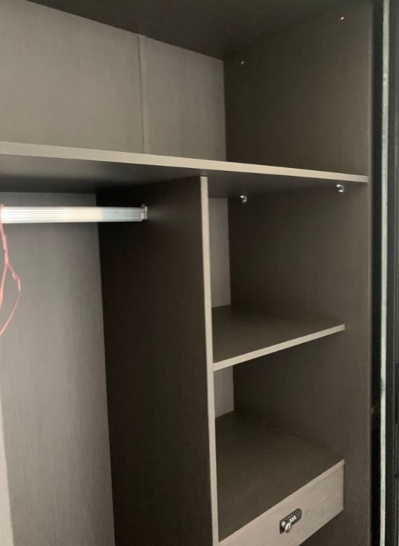  closet 
