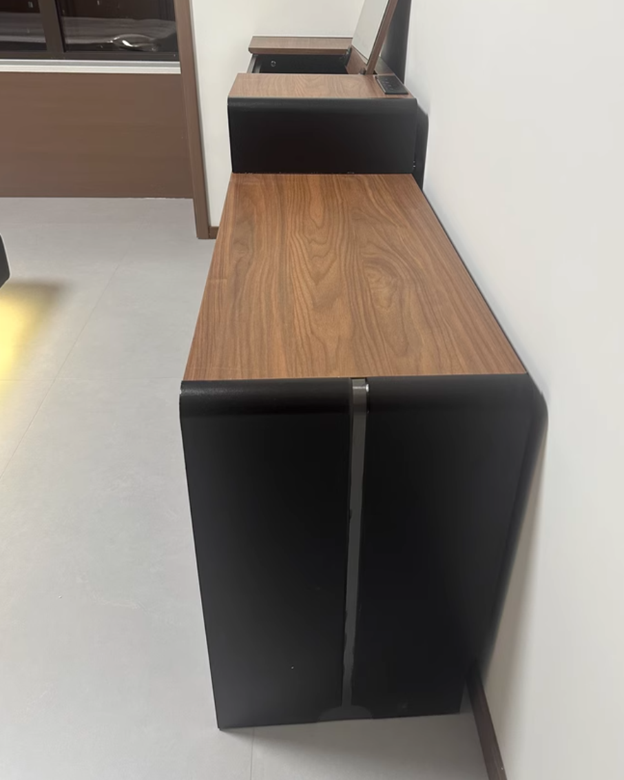  Modern dressing table and chest of drawers 
