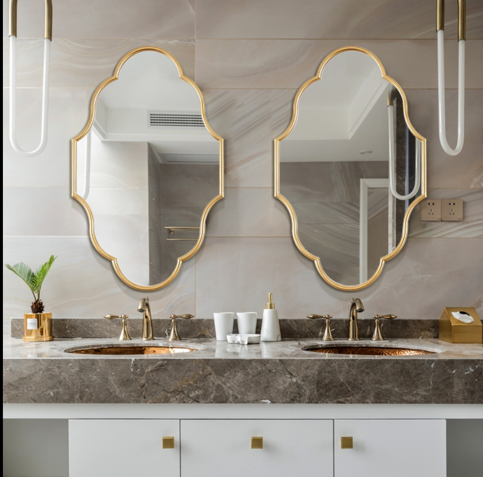 Christie mirror with lights 