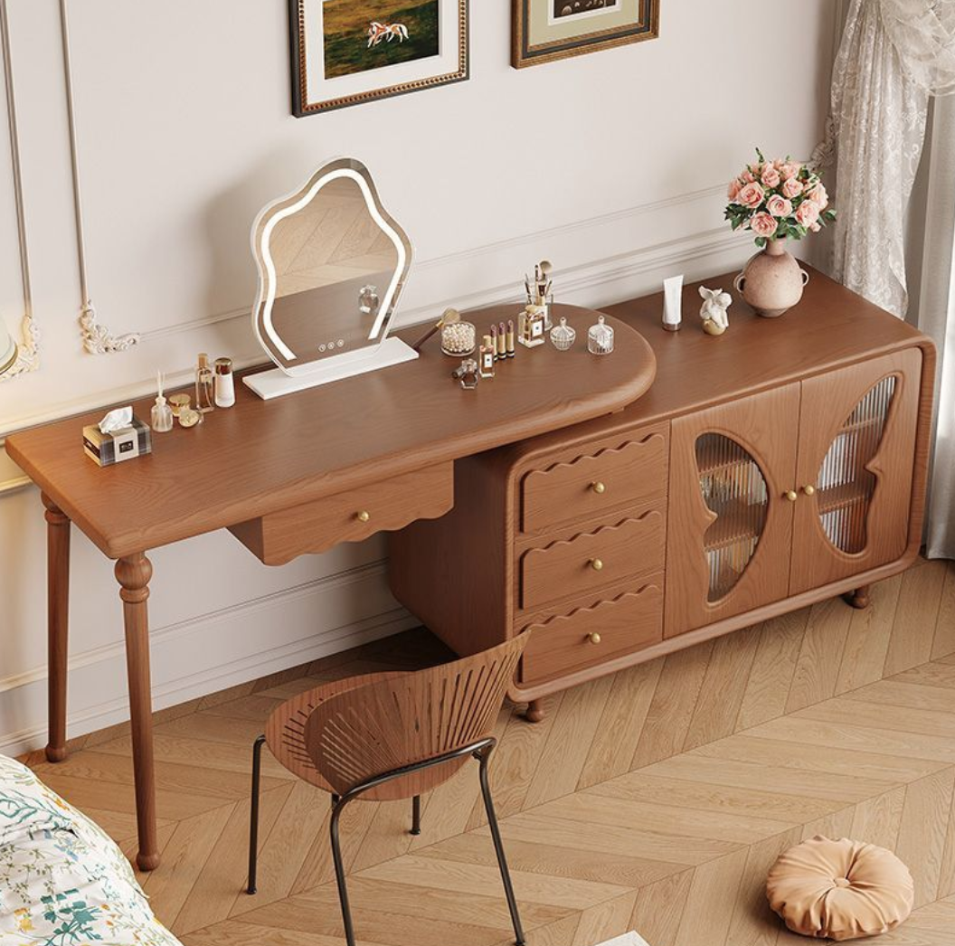 Dressing table with chair and mirror 