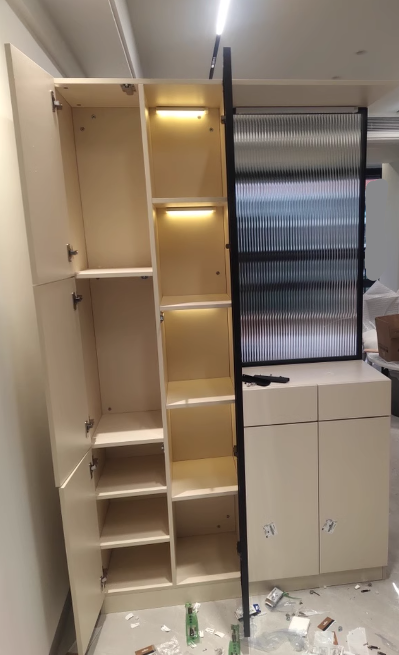  Kigo divided wardrobe 