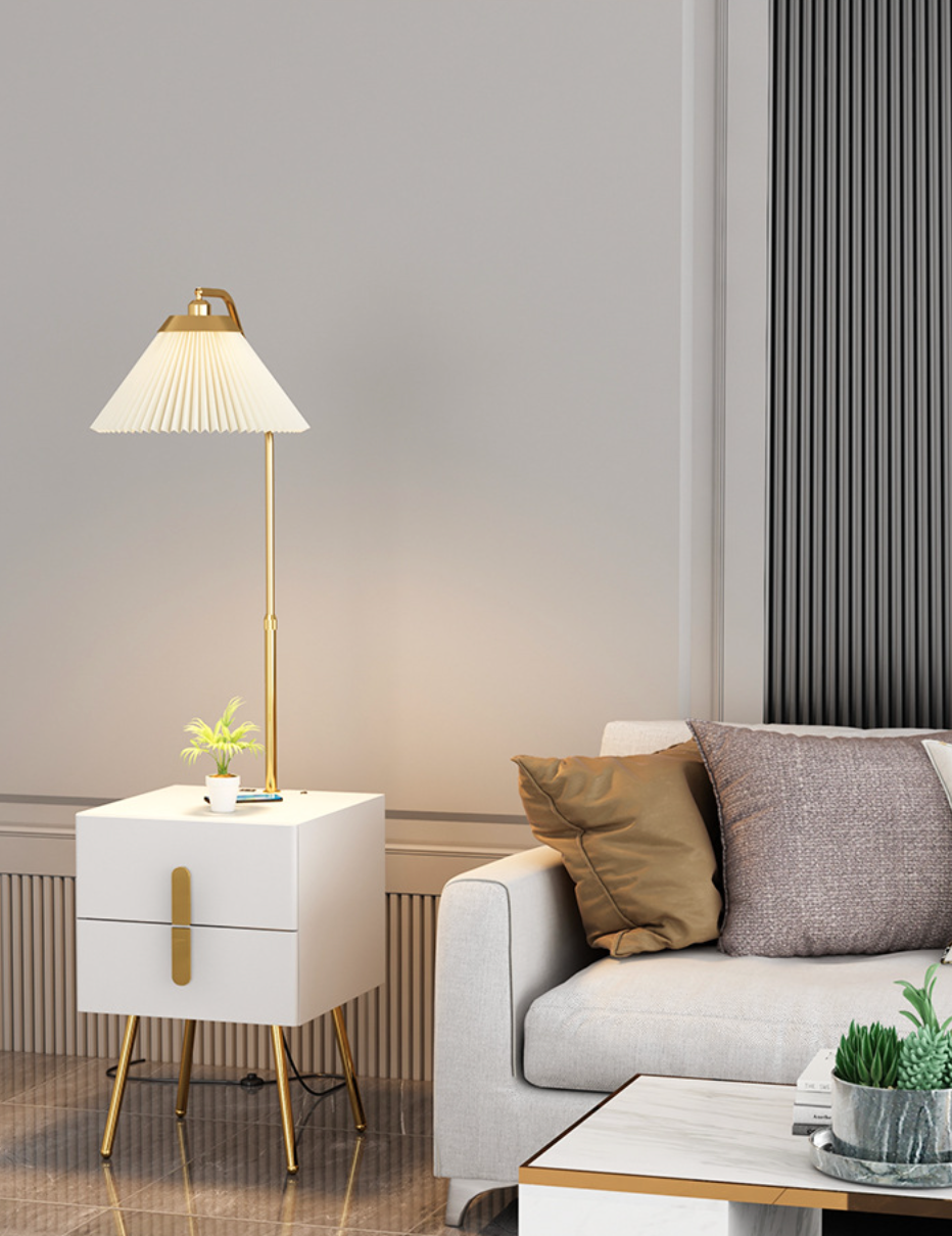  Table with Lamp 