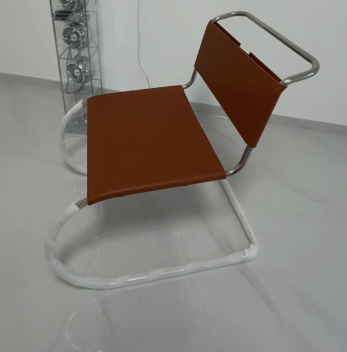  Chosen MR chair 