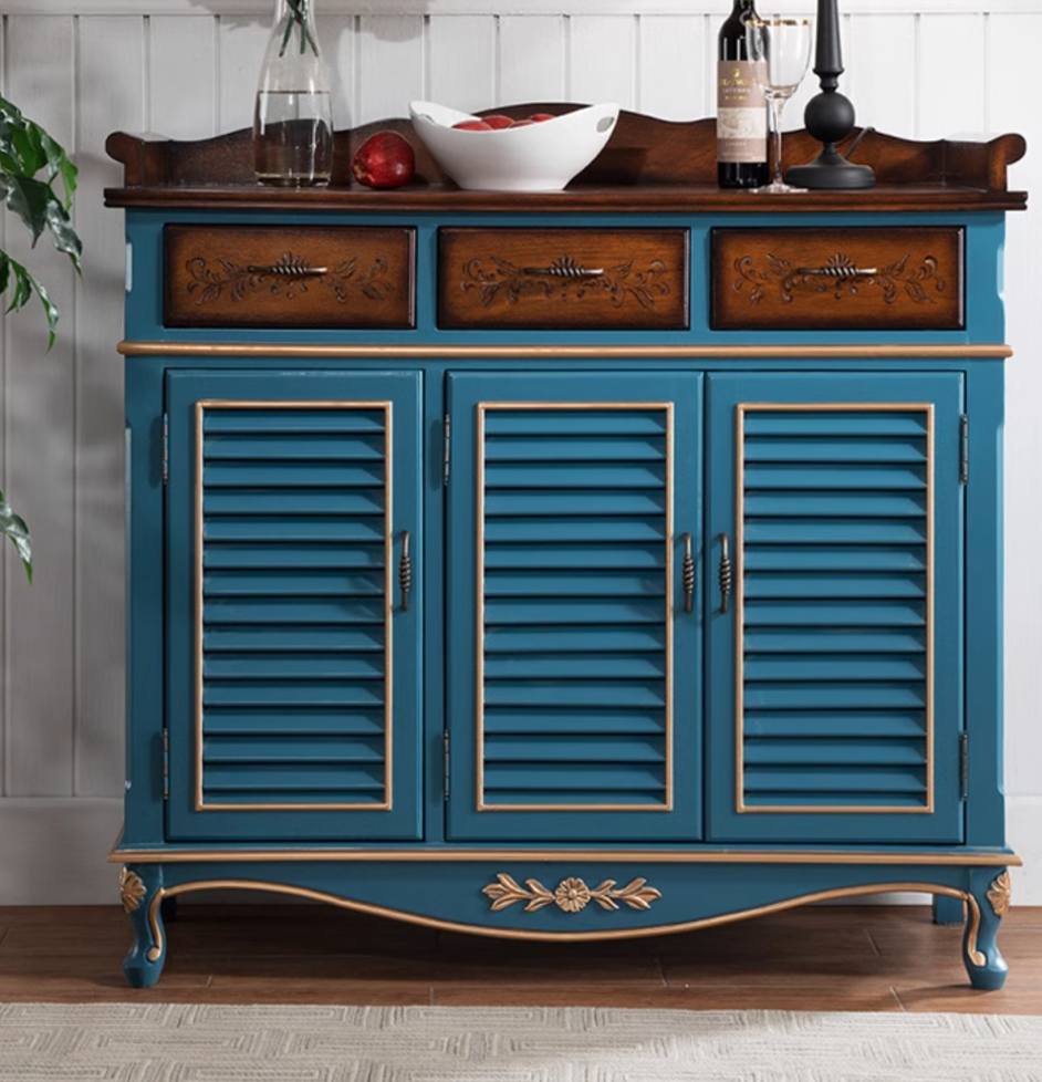  Rustic style wardrobe 
