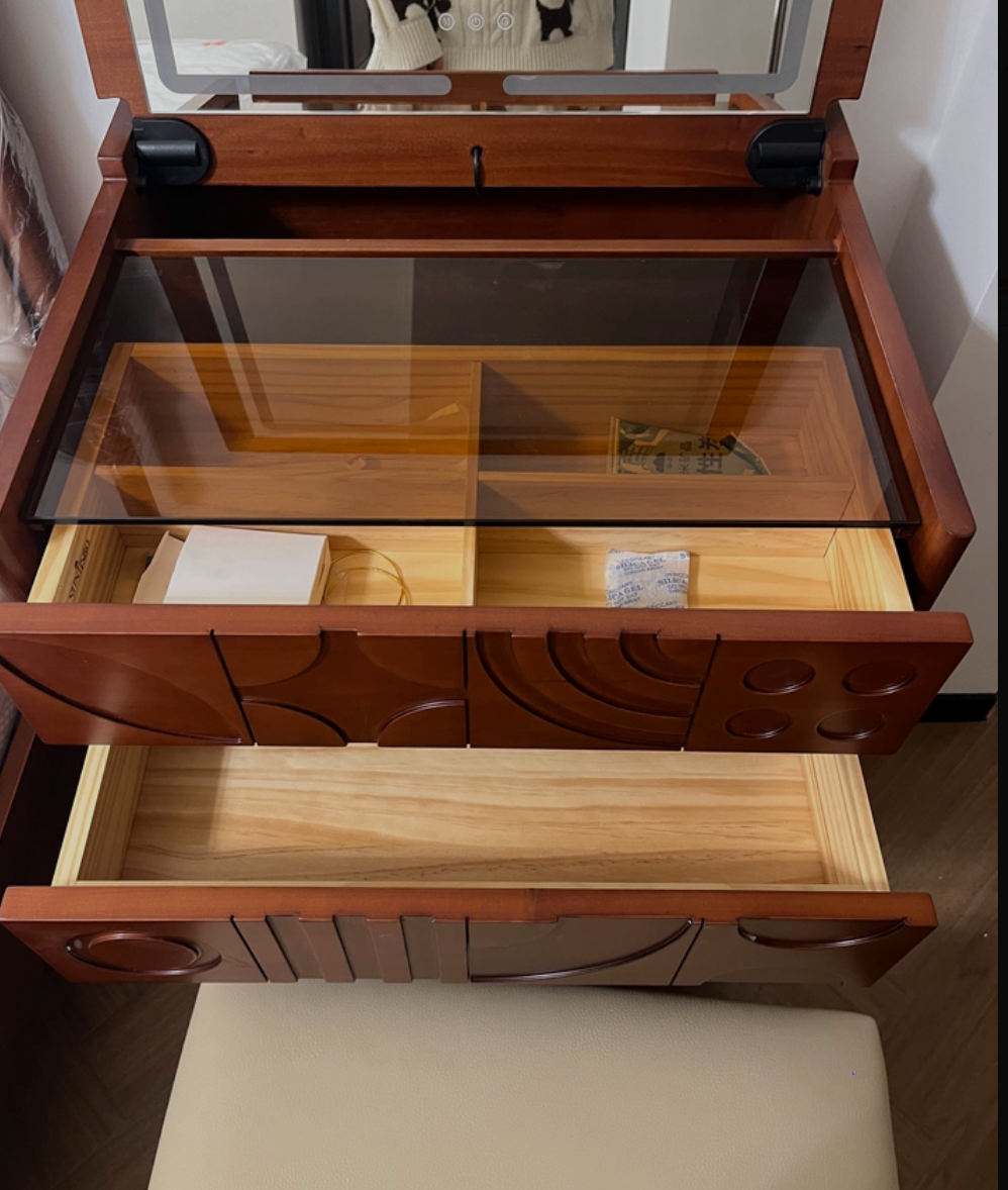  Decorative table and small makeup cabinet with wooden designs 