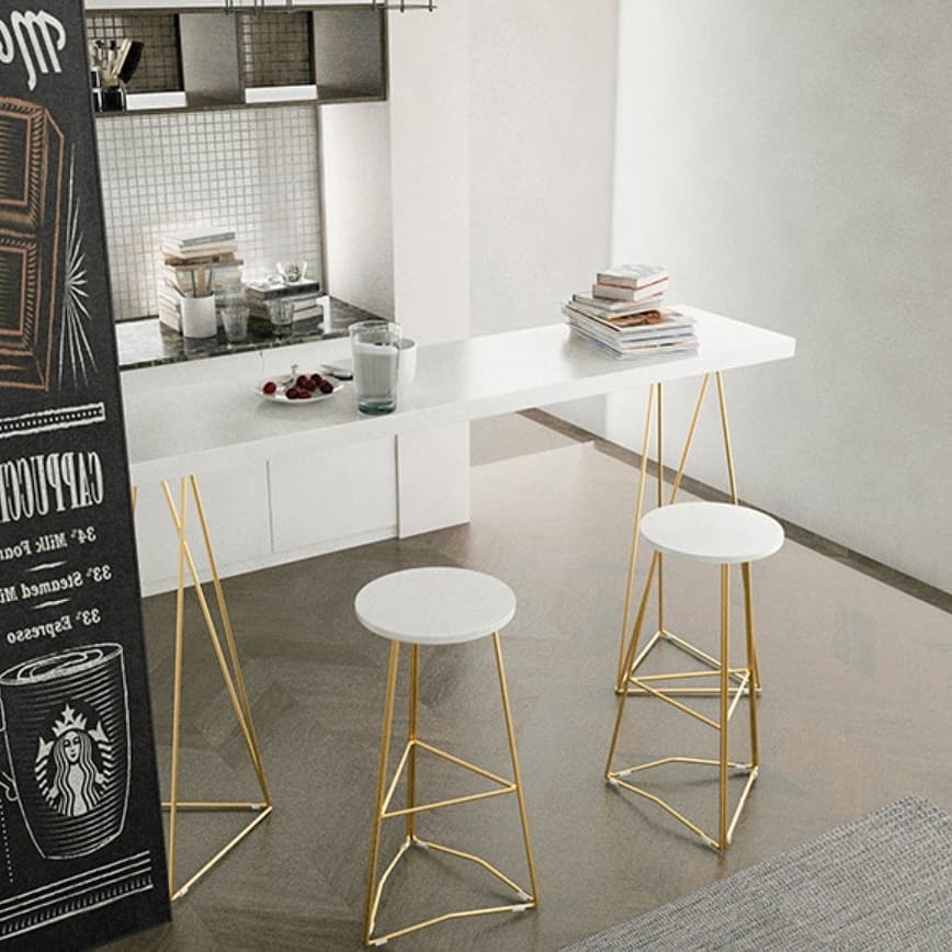   Buffet table 