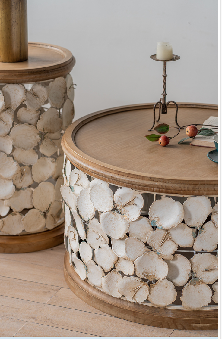  Vintage . Tables 