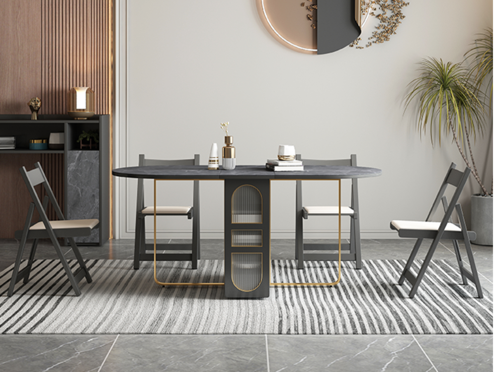  Folding table with chairs 