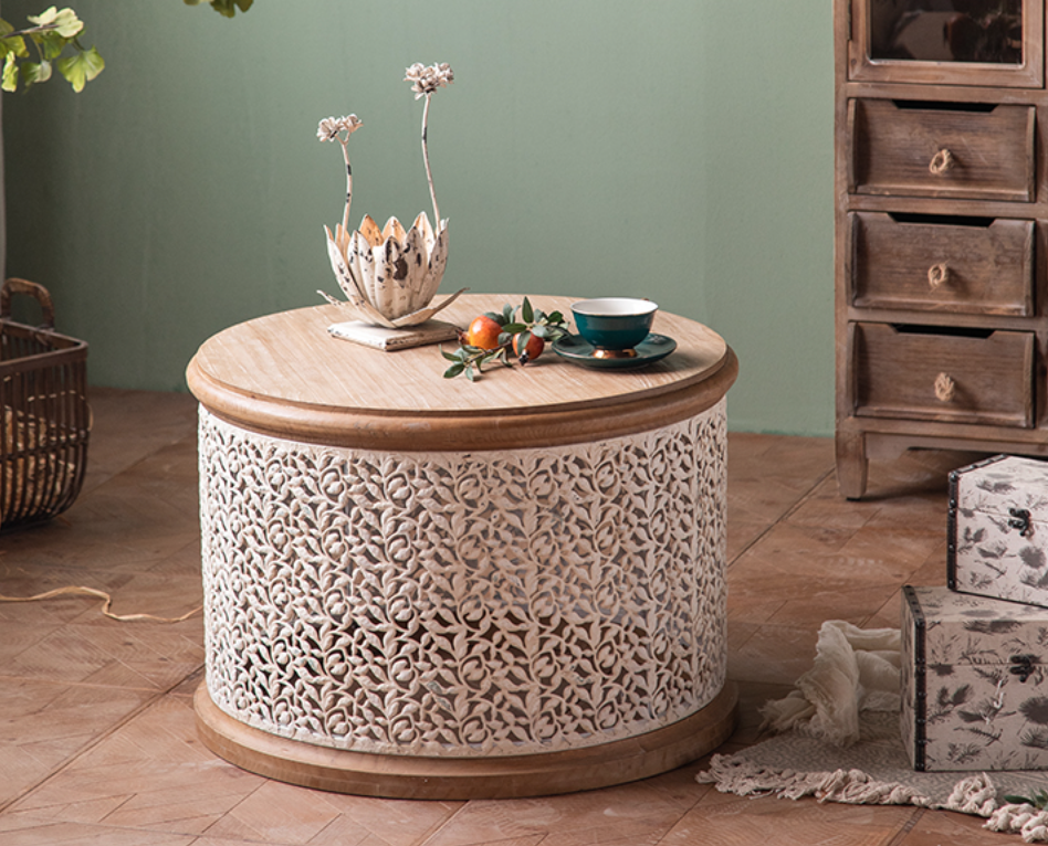  Vintage coffee table 