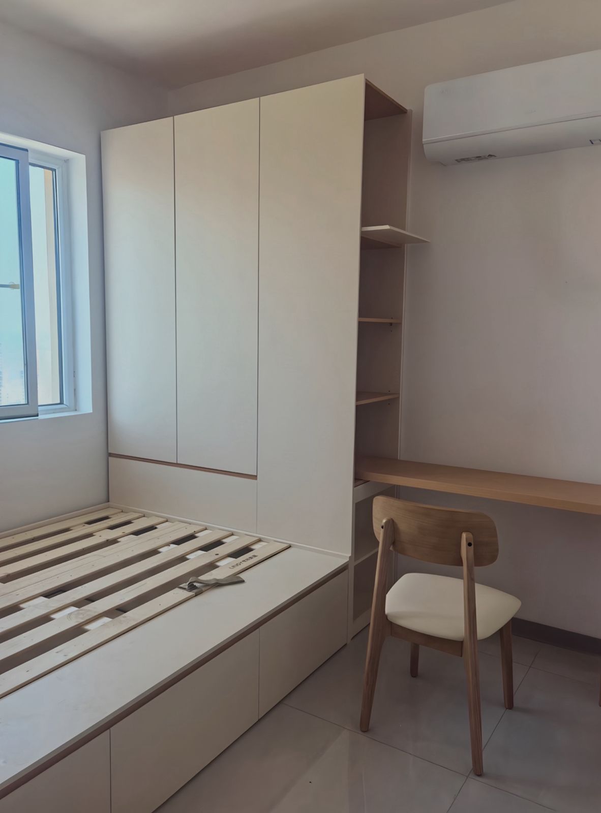  Bed with wardrobe and desk 