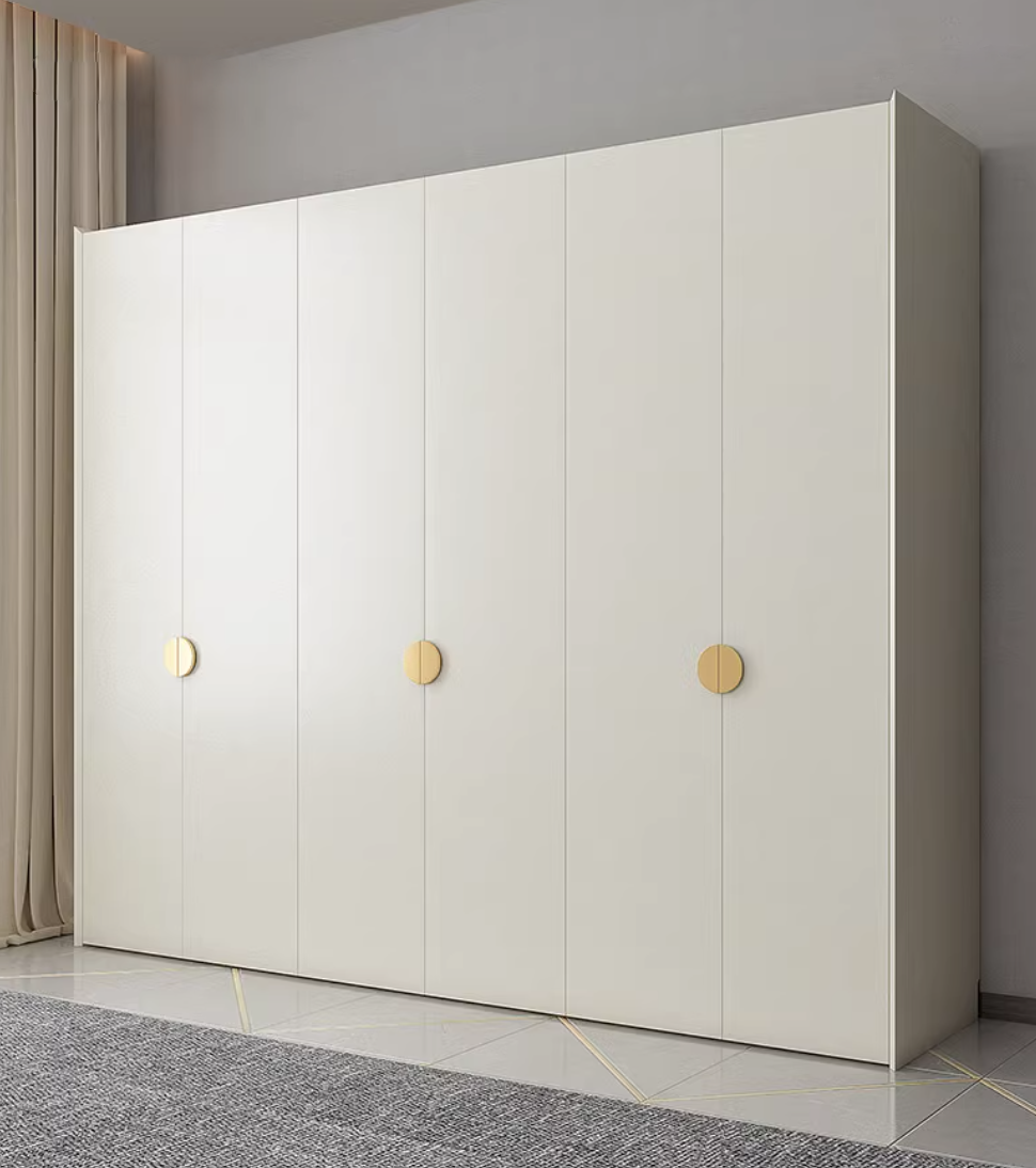  خزانة ملابس خشب مودرن بمقابض ذهبية فاخرة - دولاب ملابس كبير من KS-Furniture 