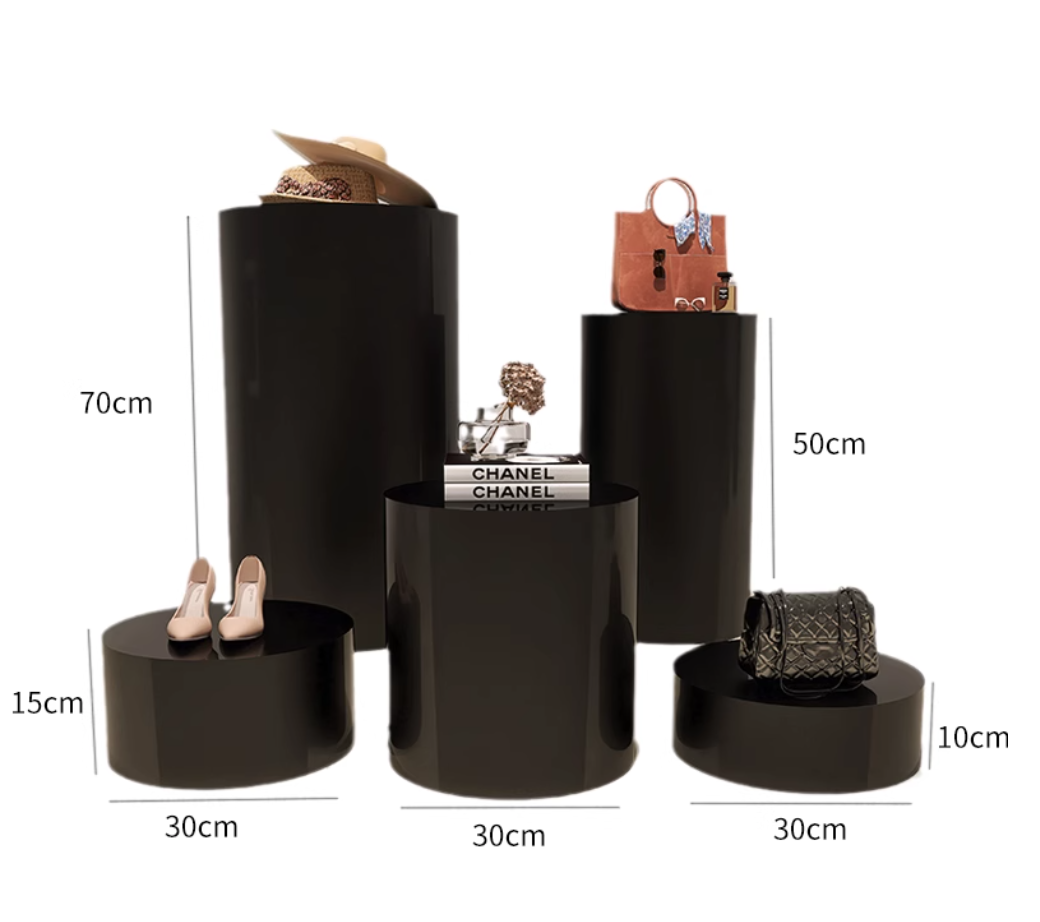  Clothes display tables 
