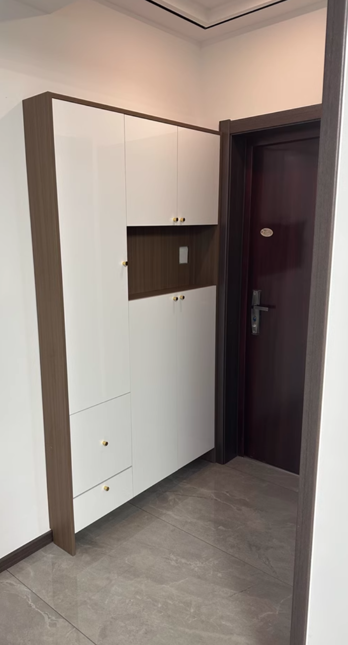  Shoe cabinet with hidden stool 