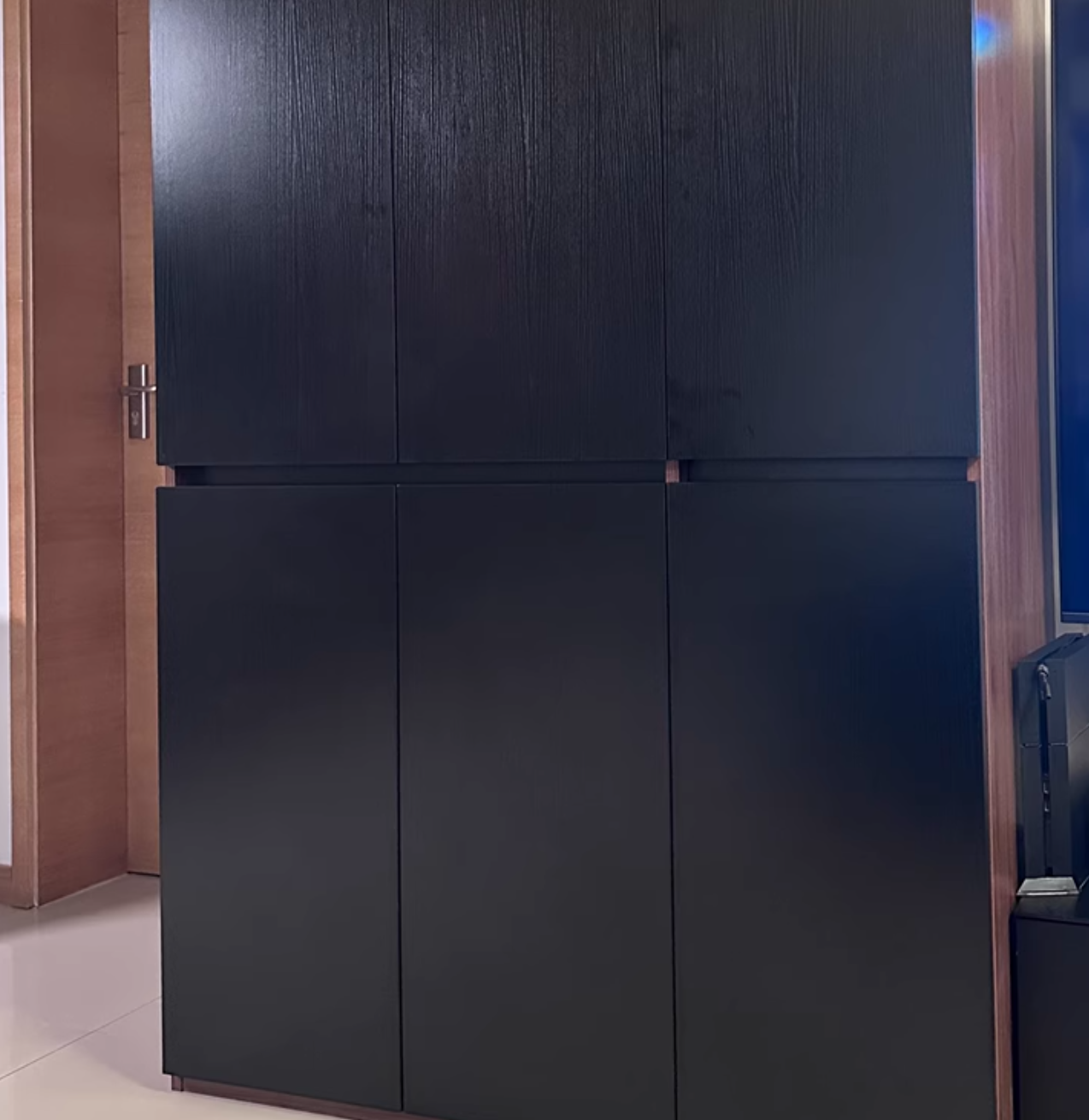  خزانة ملابس خشب كبيرة مودرن بأدراج وتقسيمات داخلية - دولاب ملابس منظم من KS-Furniture 