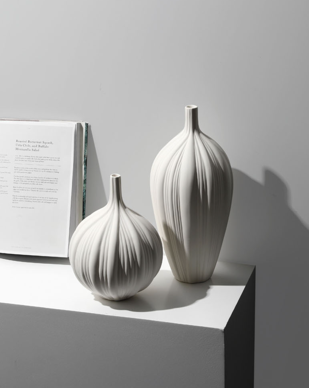  Ceramic vase set 