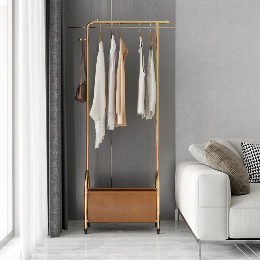  Hanger with leather basket 