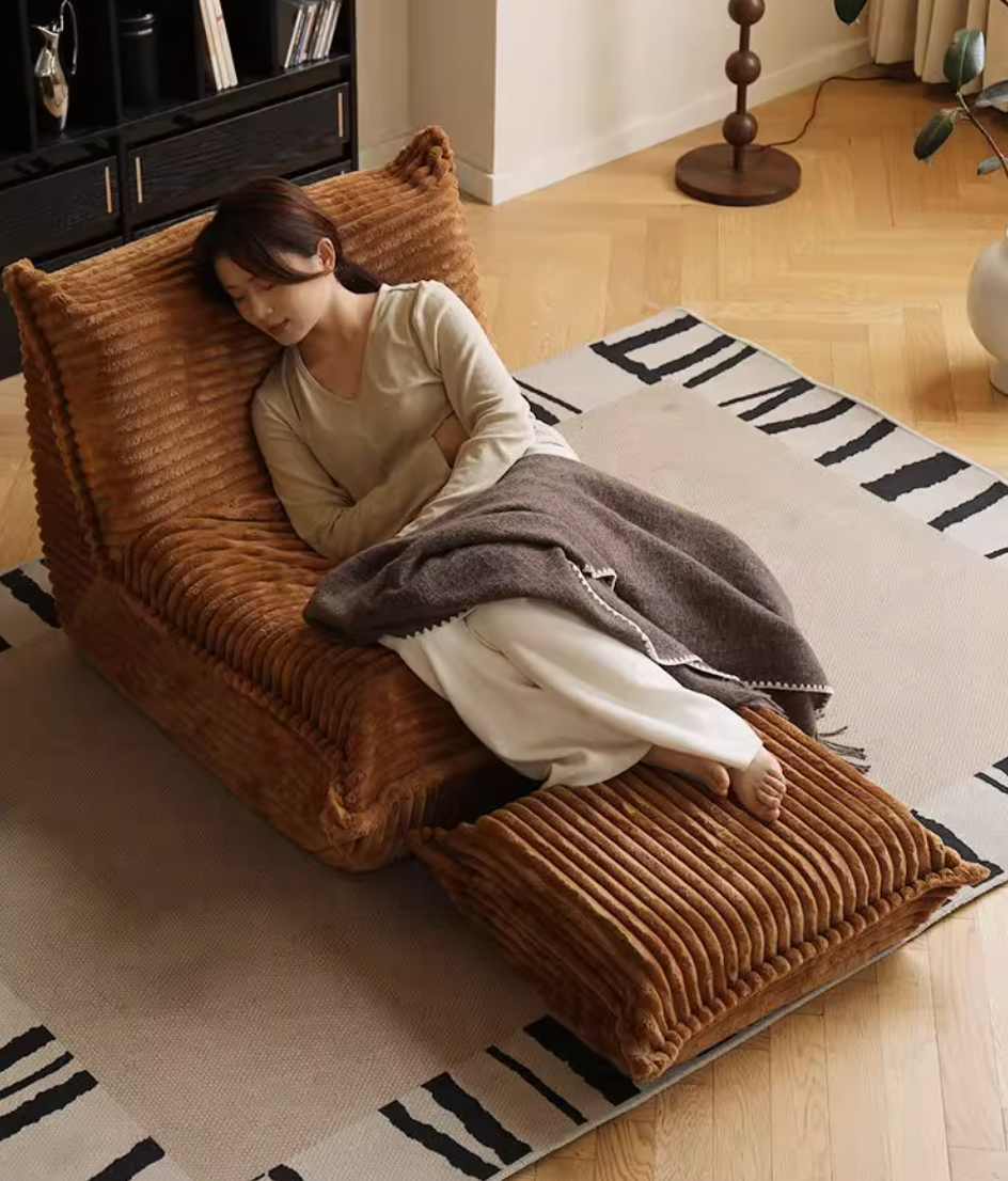  Caterpillar sofa 