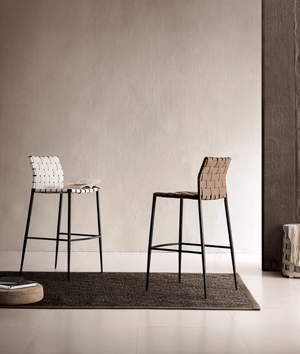  High chair 