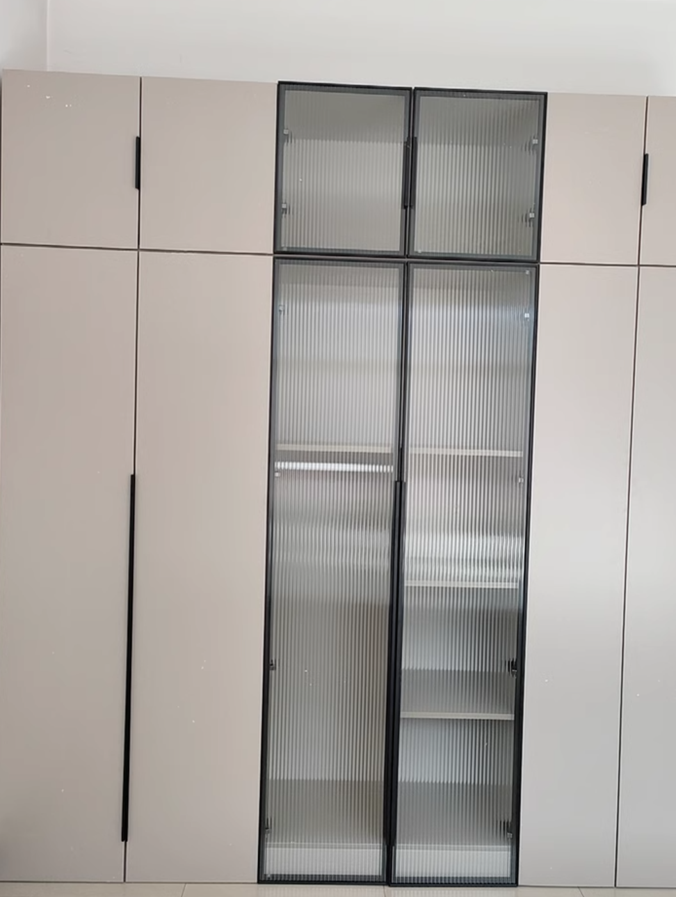  Glass door wardrobe 