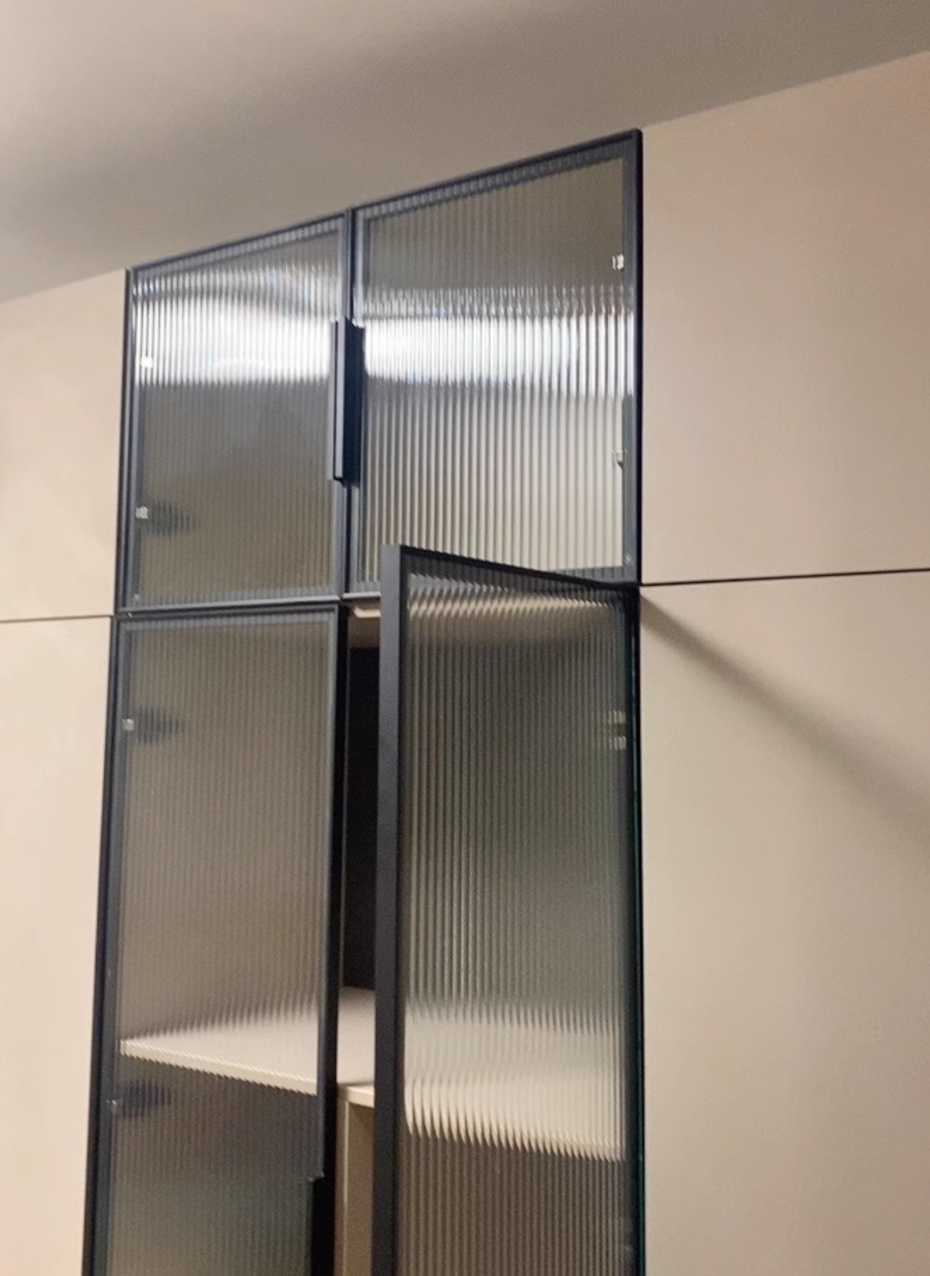  Glass door wardrobe 