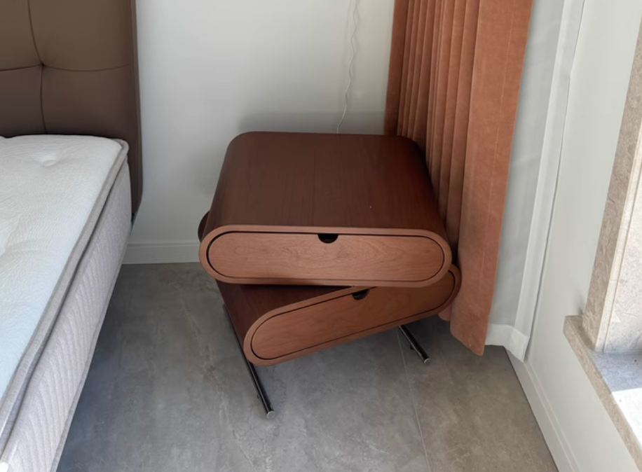  Evadarin bedside table 