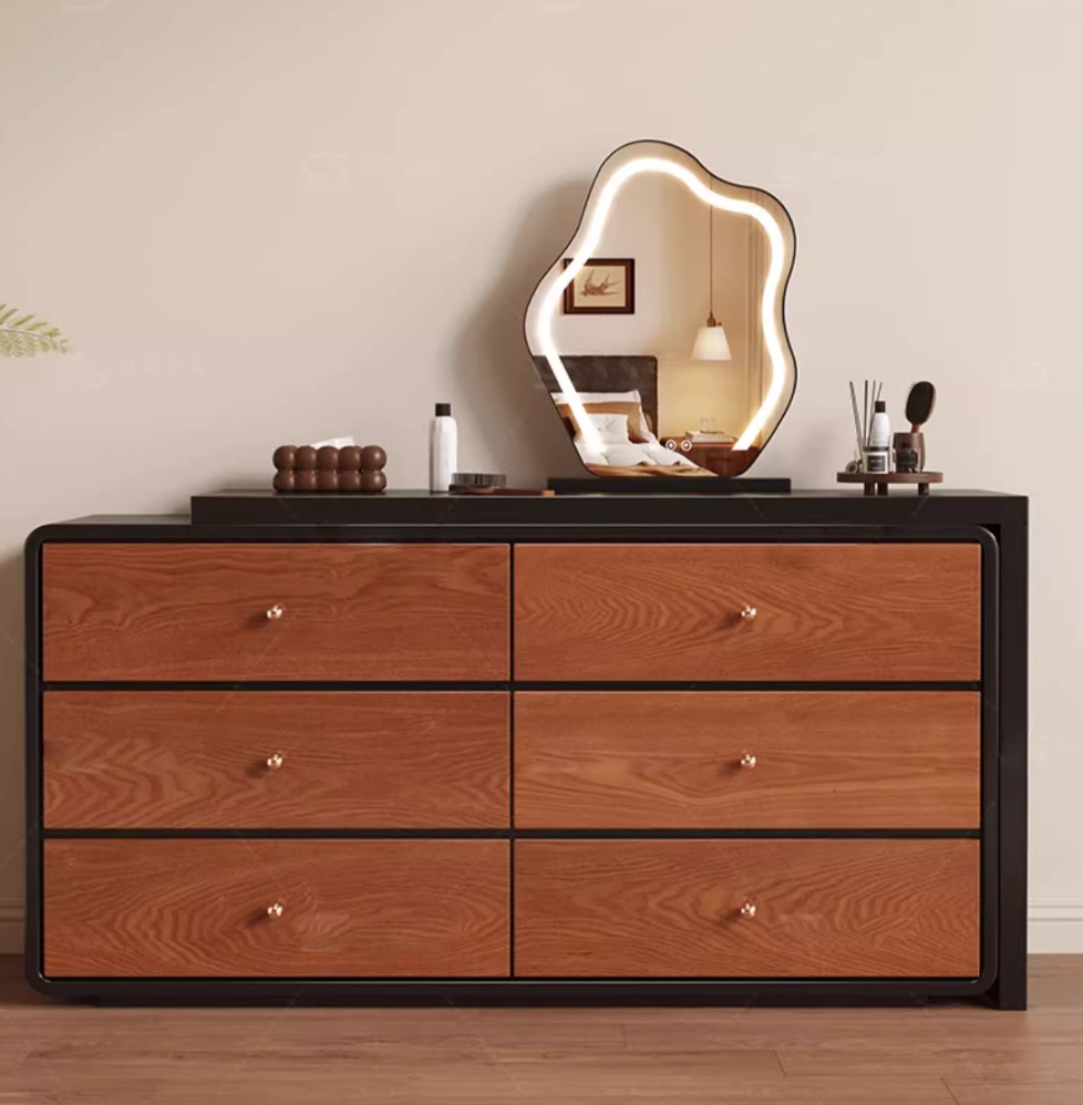  Dressing table with chair and mirror 