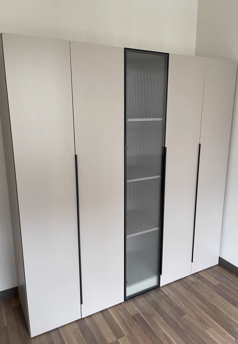  Glass door wardrobe 