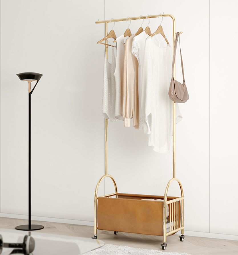  Hanger with leather basket 