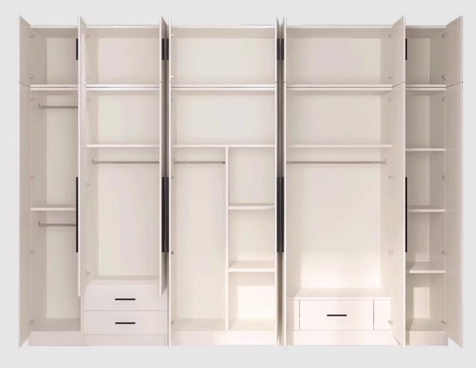 Wardrobe of multiple sizes 