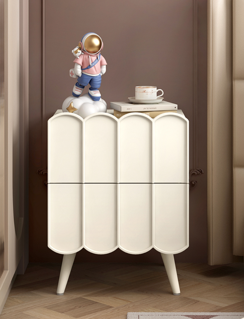  Bedside table 