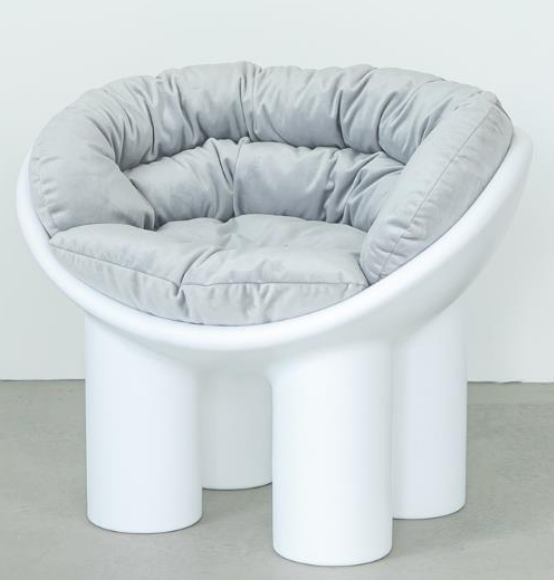  chair with cushion 