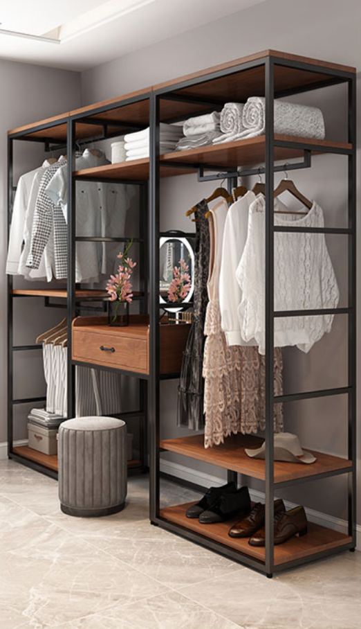   wardrobe 