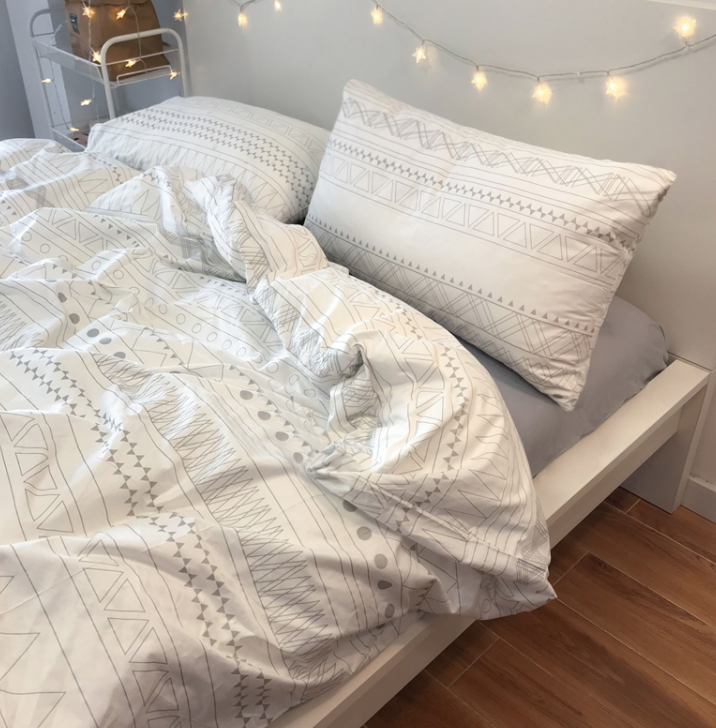  bed sheets  