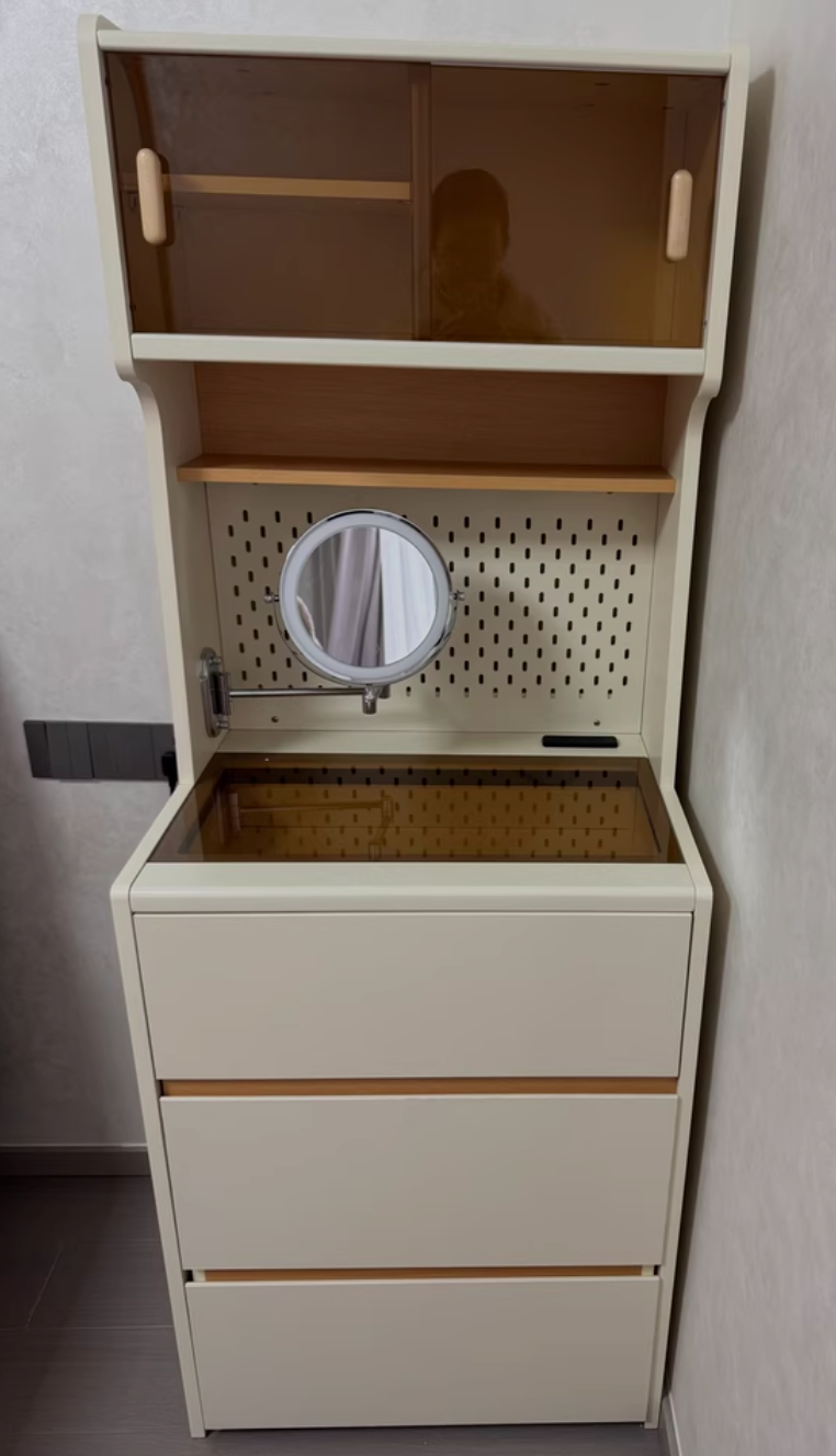  Compact dressing table with chair and illuminated mirror 