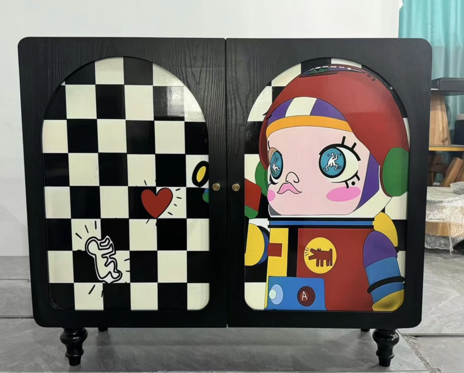  Cartoon style wardrobe 