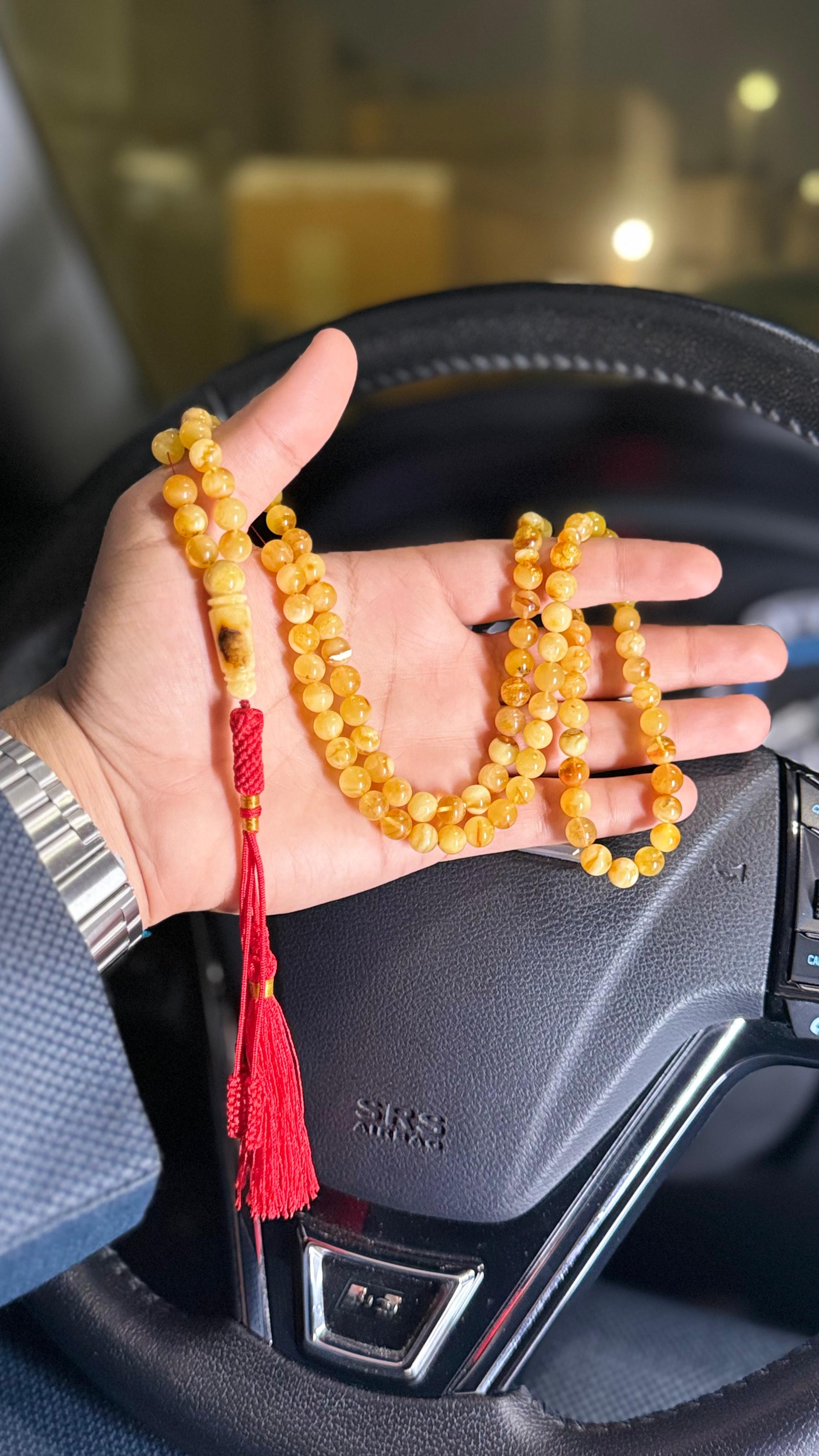 📿 مسباح كهرمان بولندي طبيعي حر

96 خرزة مقاس الخرز 8/8.5 
33.7g 
