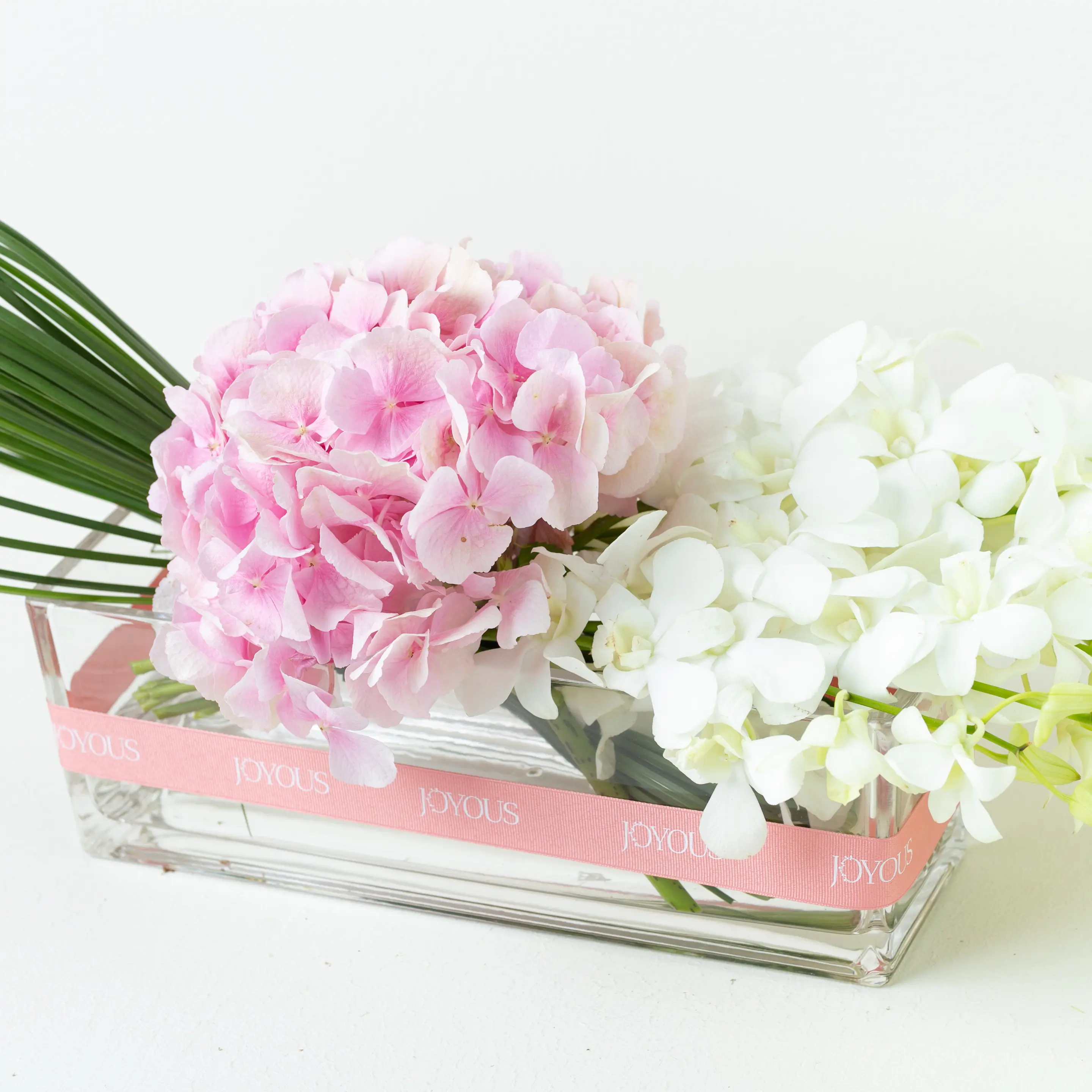 Tenderness' vase 