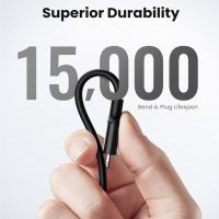 سلك شاحن يوجرين USB-C إلى آيفون بطول 1 م - أسود
