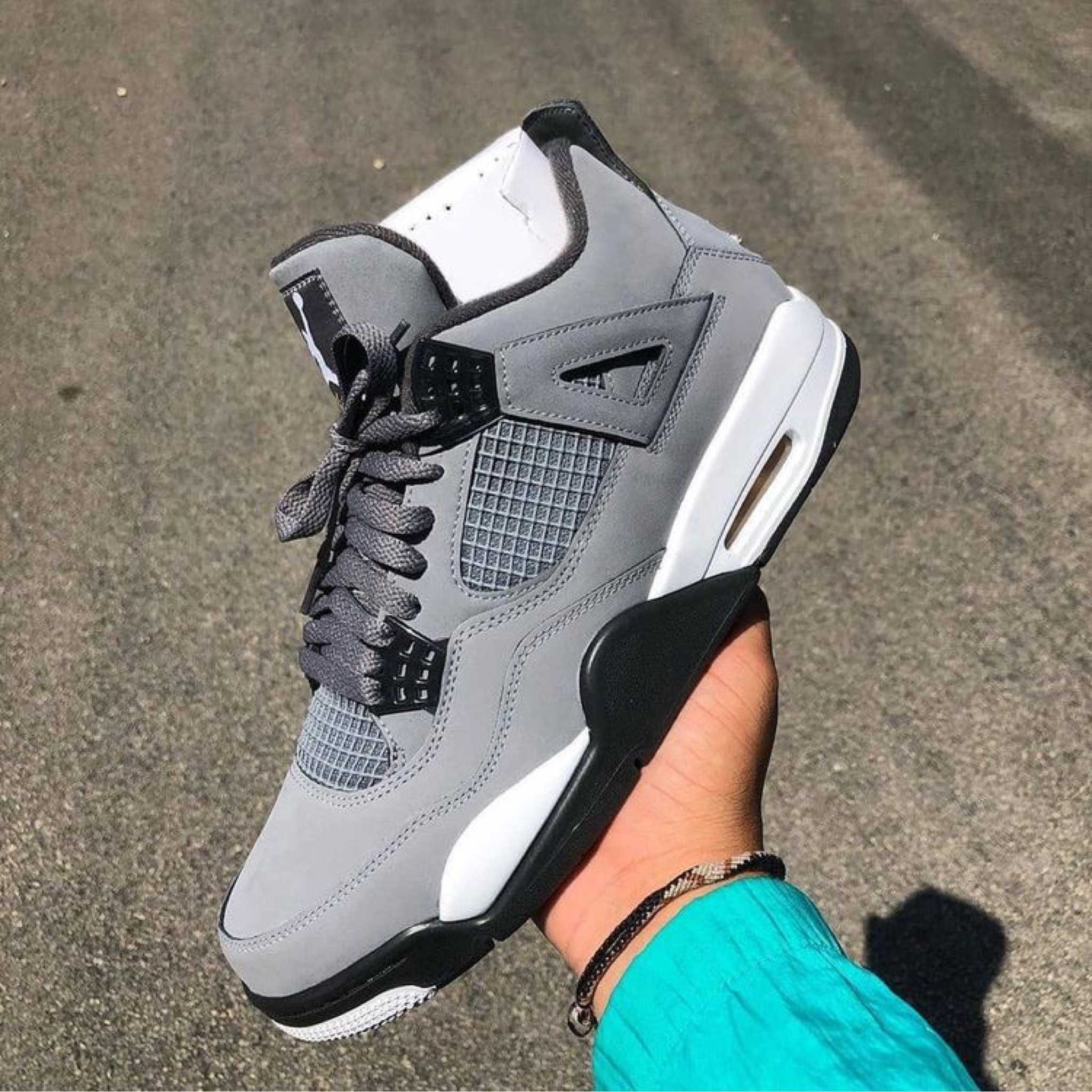 JORDAN 4 Cool Grey PR