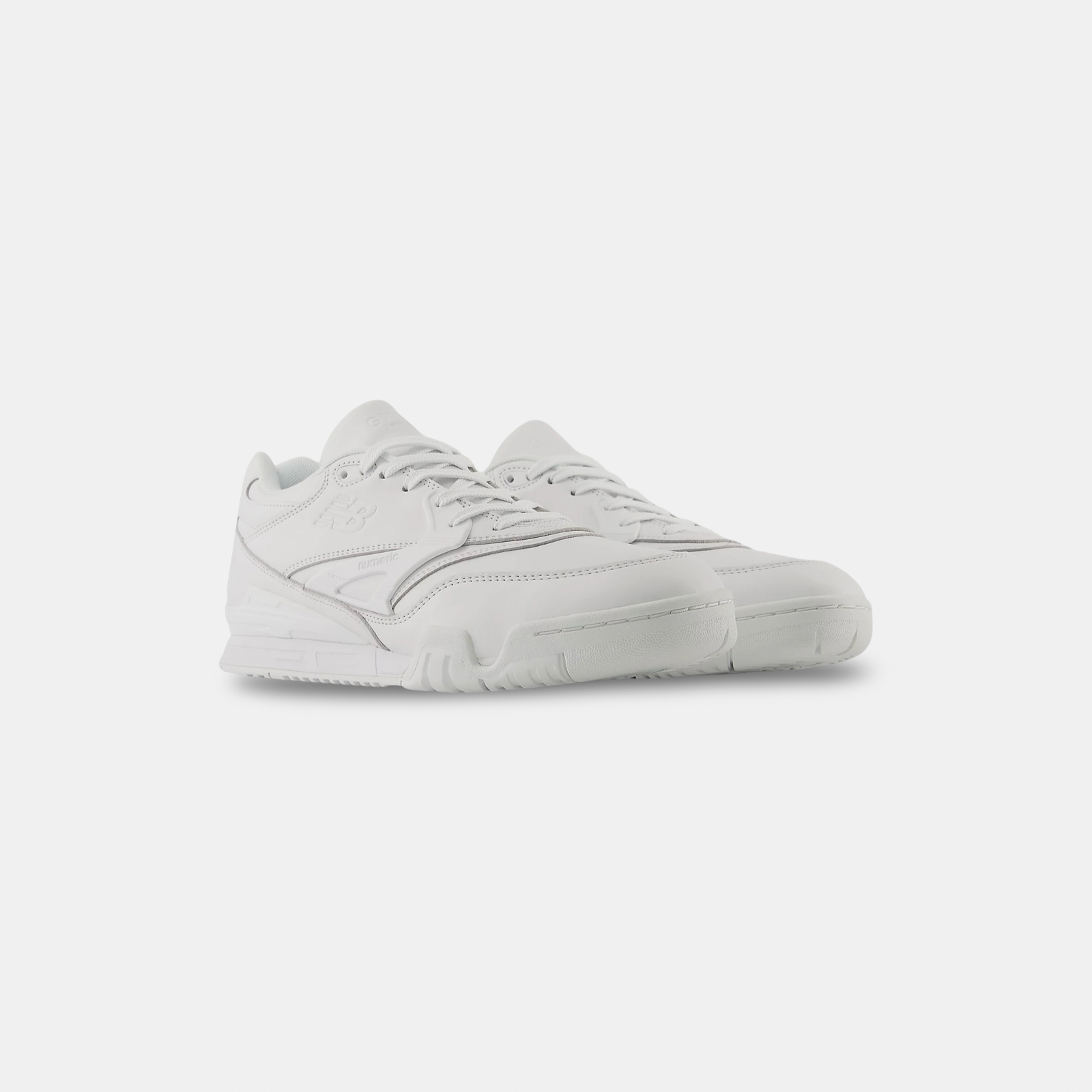  NEW BALANCE Numeric 770 white 