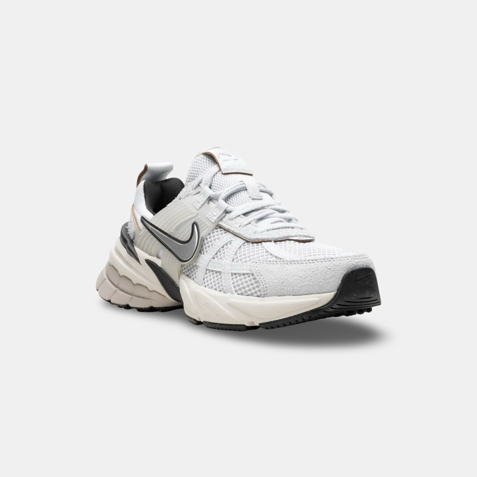  Nike V2K Run - Pure Platinum/Chrome 