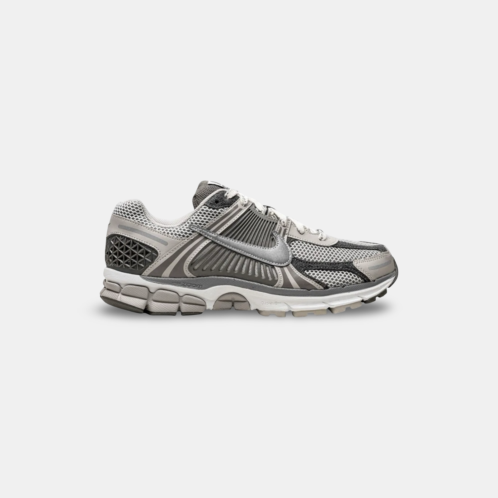  Nike Vomero M014 