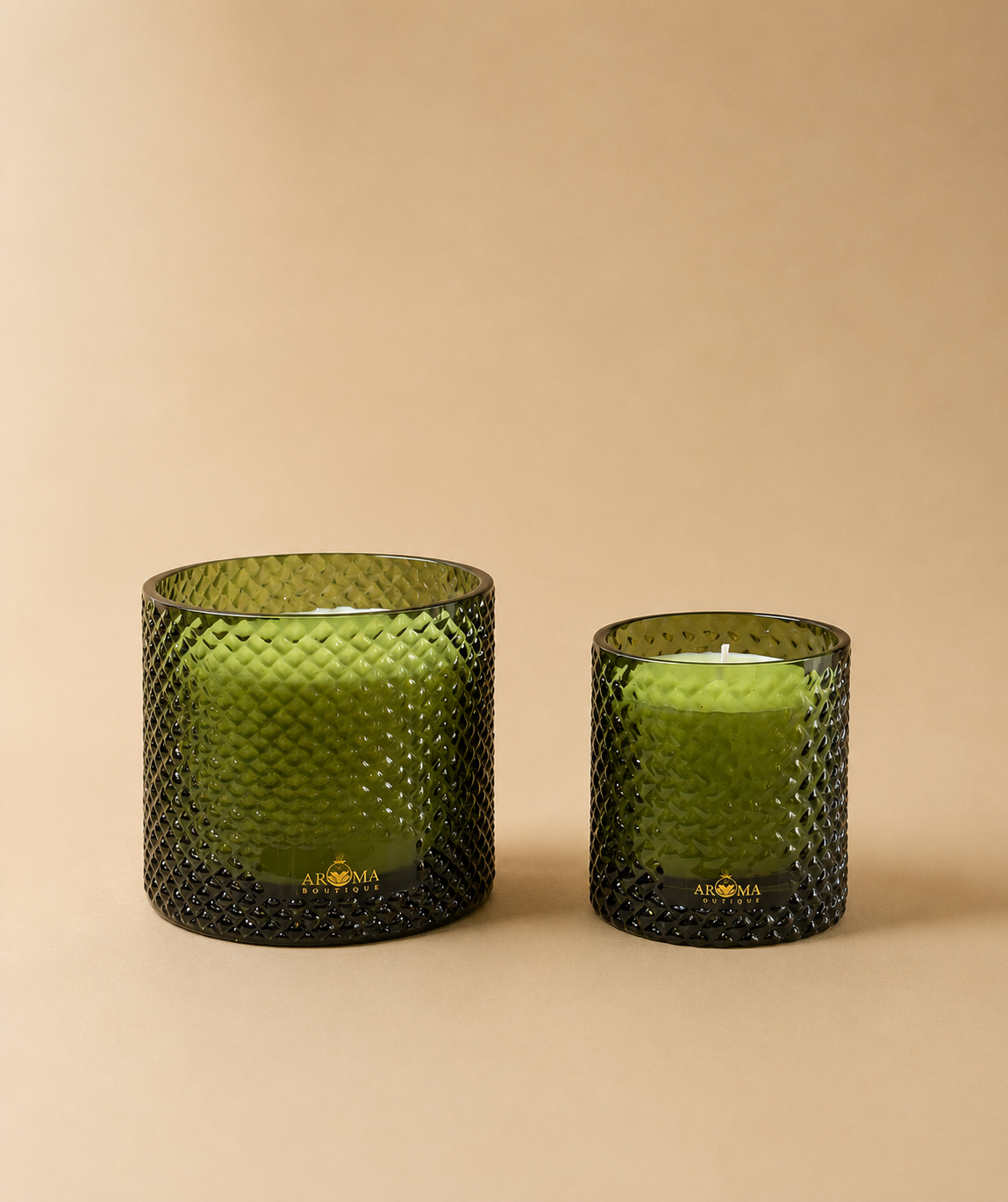  شمع اروما معطر بزجاجه ملونه مقاسين 