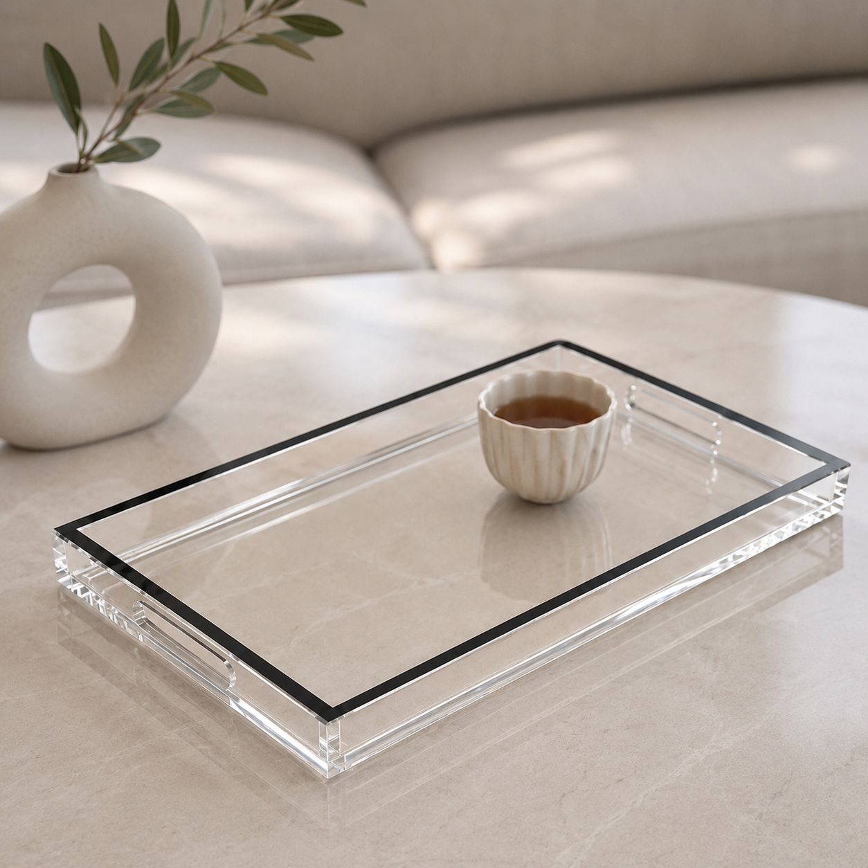  صينية أكريليك فاخرة بإطار فضي عاكس – مقاس 45 × 30 سم 