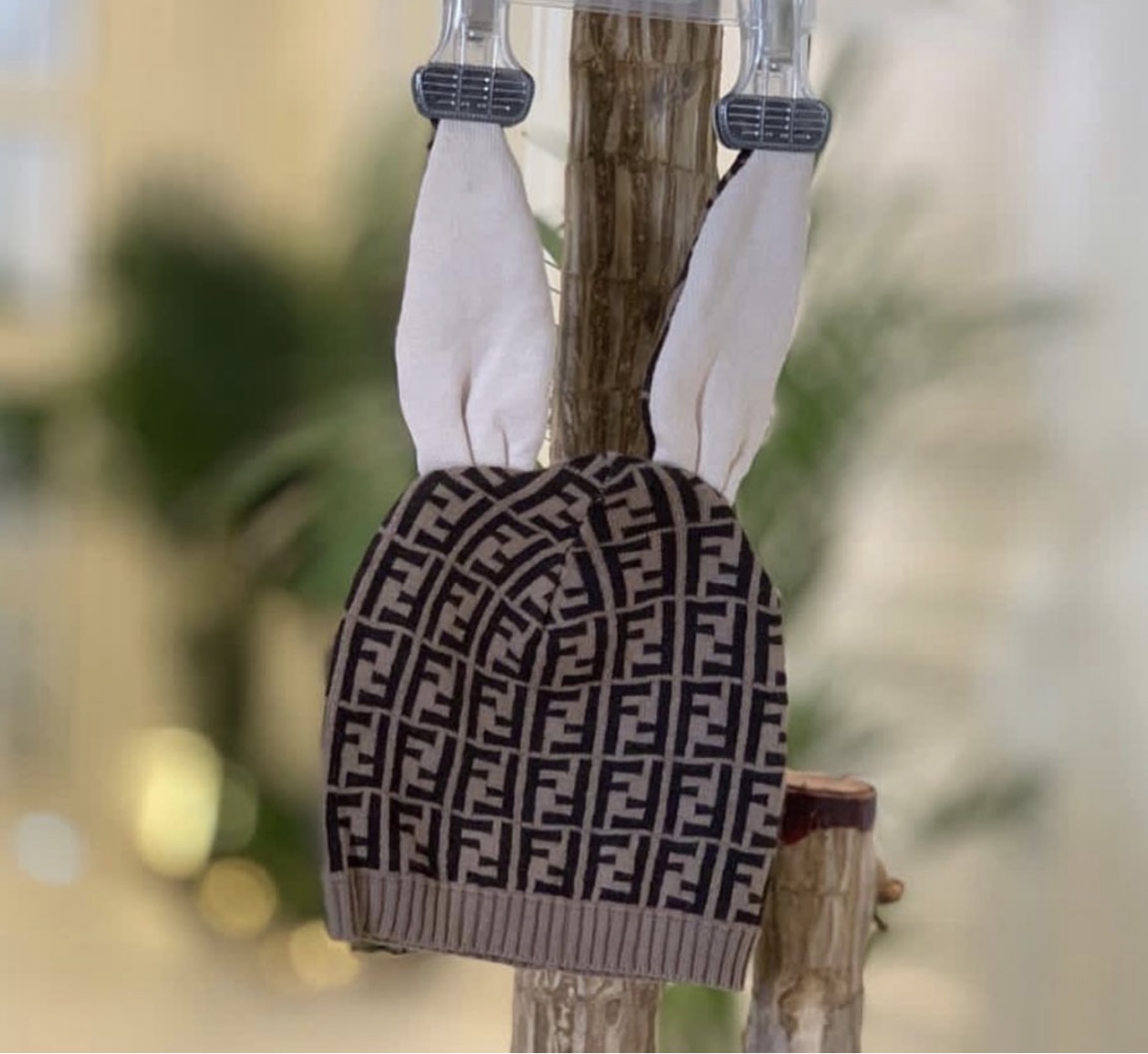طقم فندي