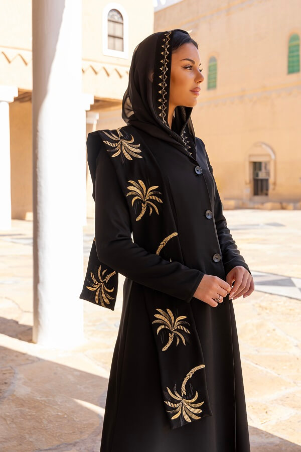 عباية كريب اسود
