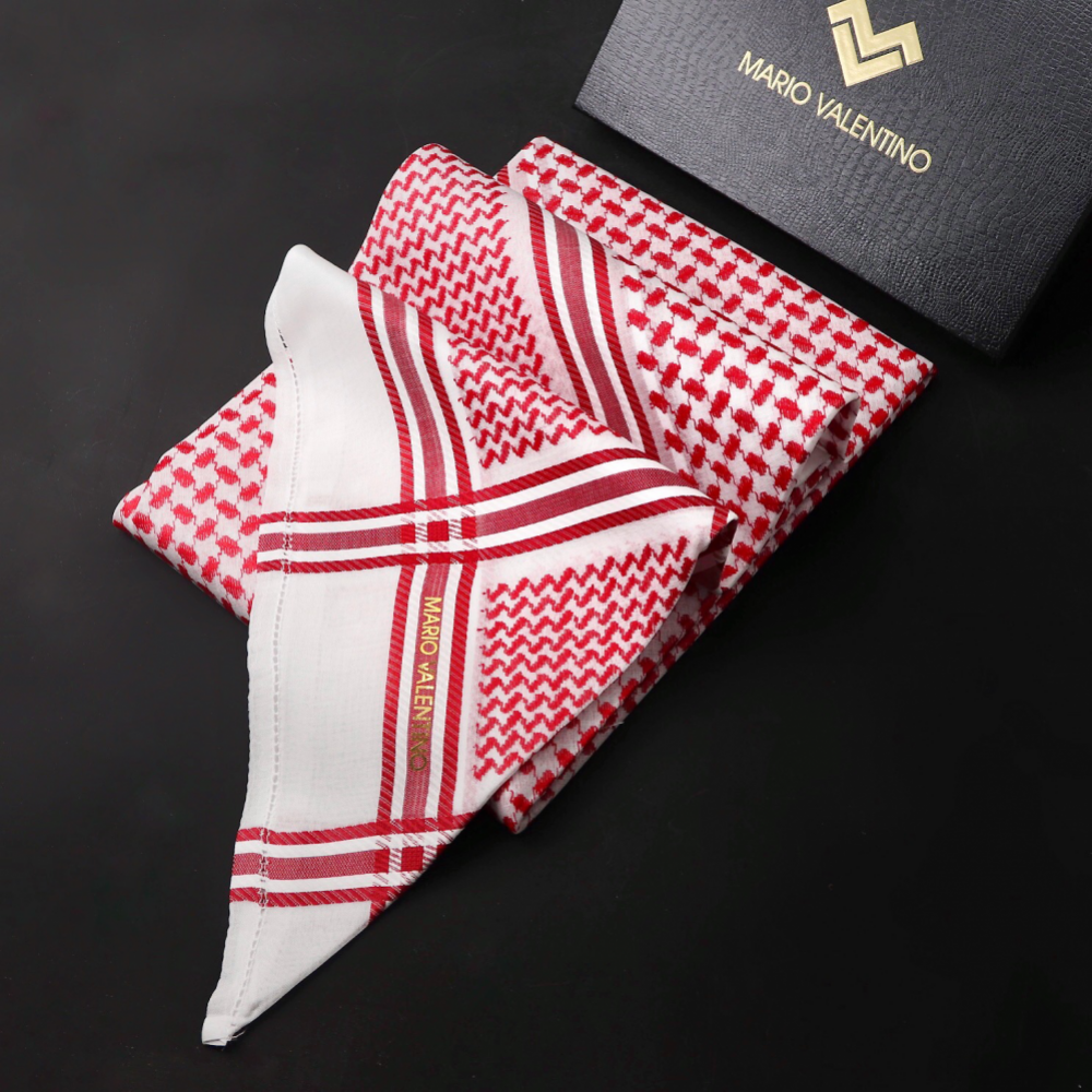 شماغ ماريو فالنتينو الذهبي